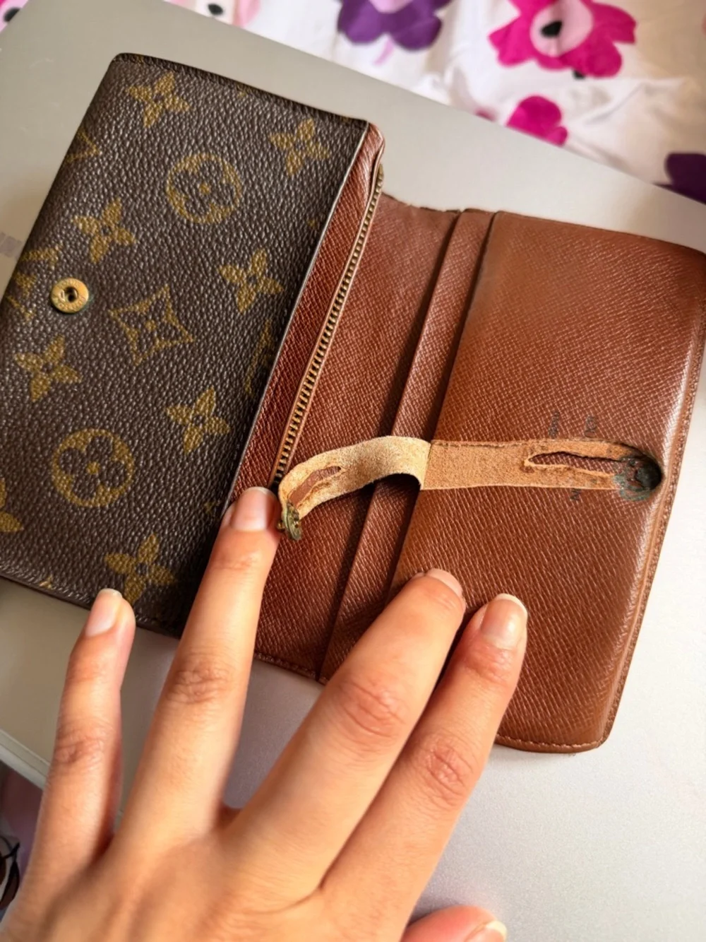 Louis Vuitton Brown Monogram Canvas Key Pouch Wallet with Gold Button - Picture 6 of 11